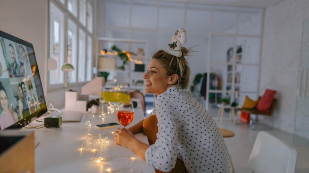 How Can Remote Employees Feel Included in Office Parties