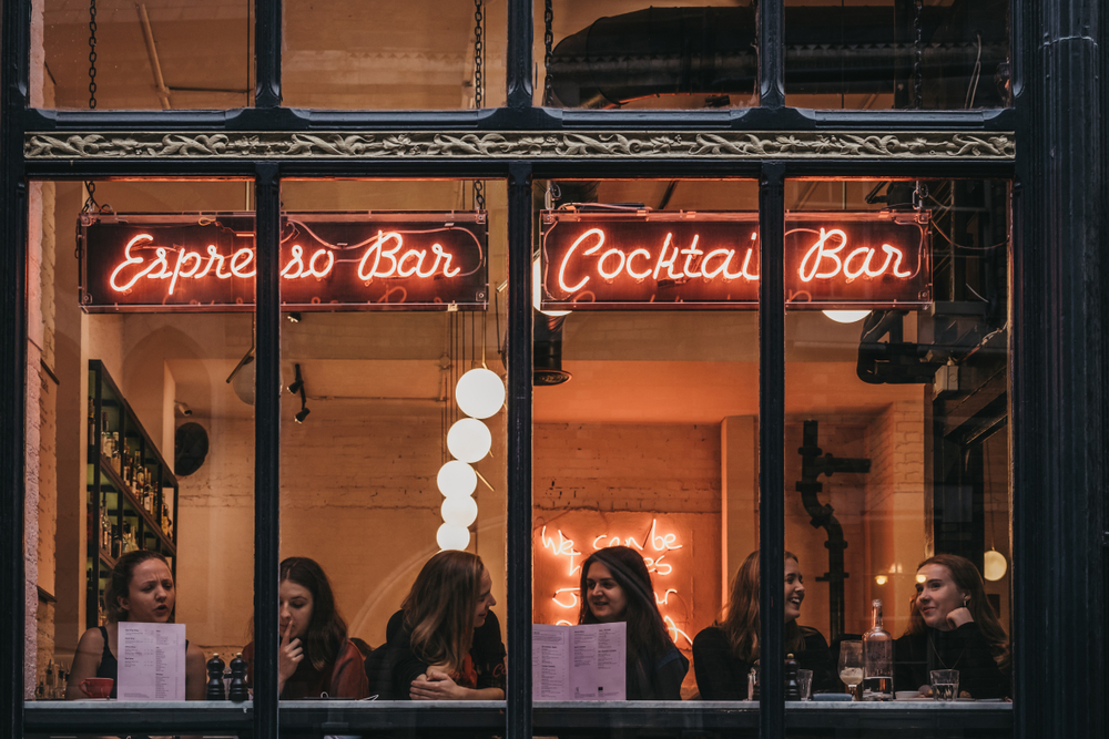 Trendy Bars for a Hip Nightlife Experience