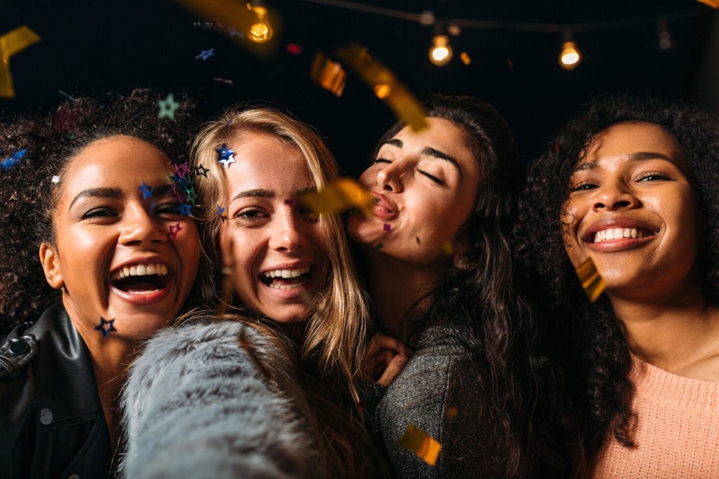 How to Plan a Night Out That Everyone Will Enjoy