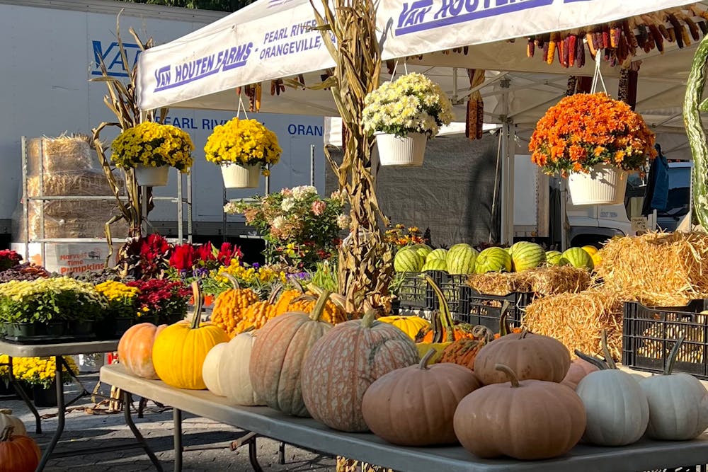 Benefits of Shopping at Farmers' Markets