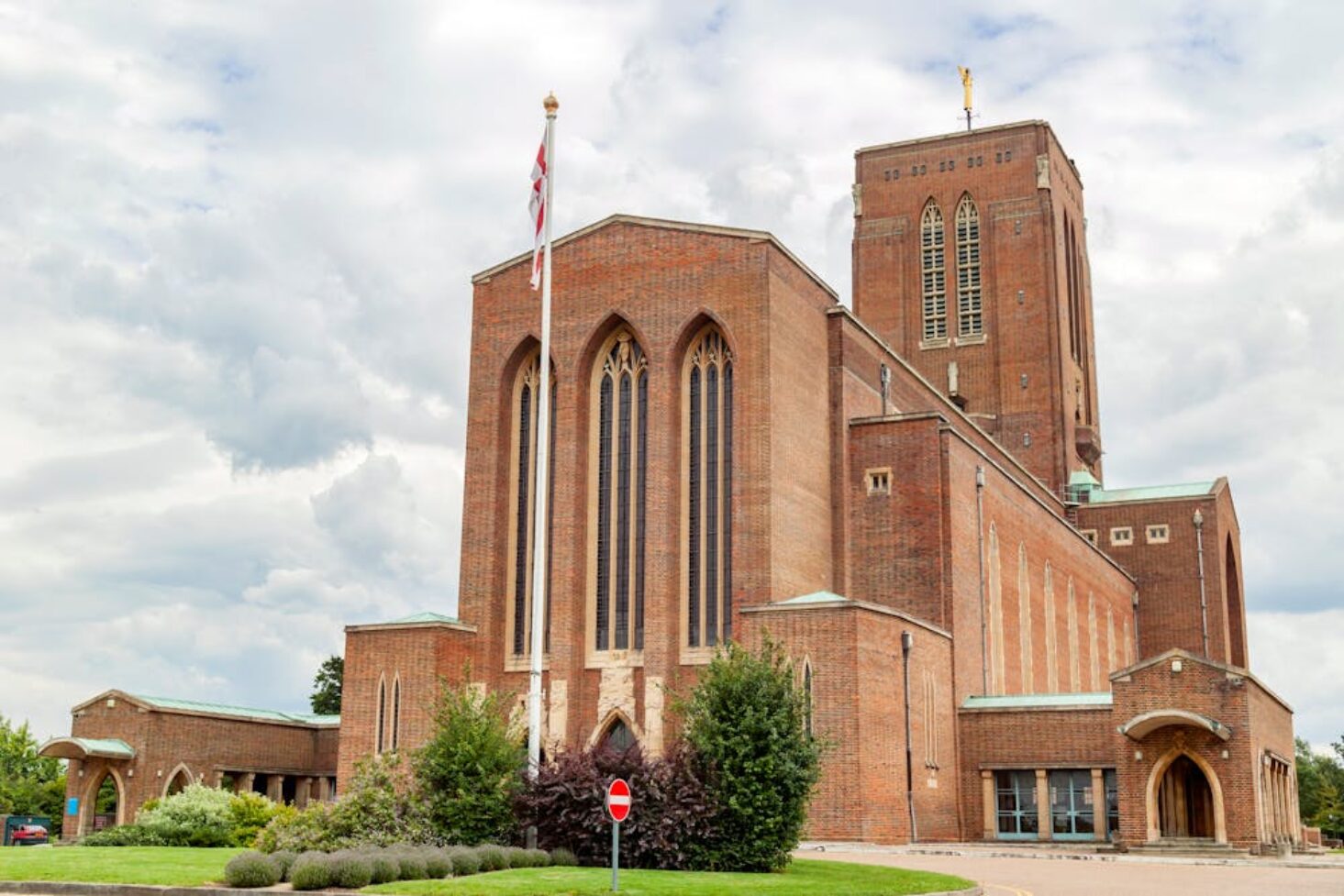 Guildford Architectural Gems: Buildings And Structures To Admire