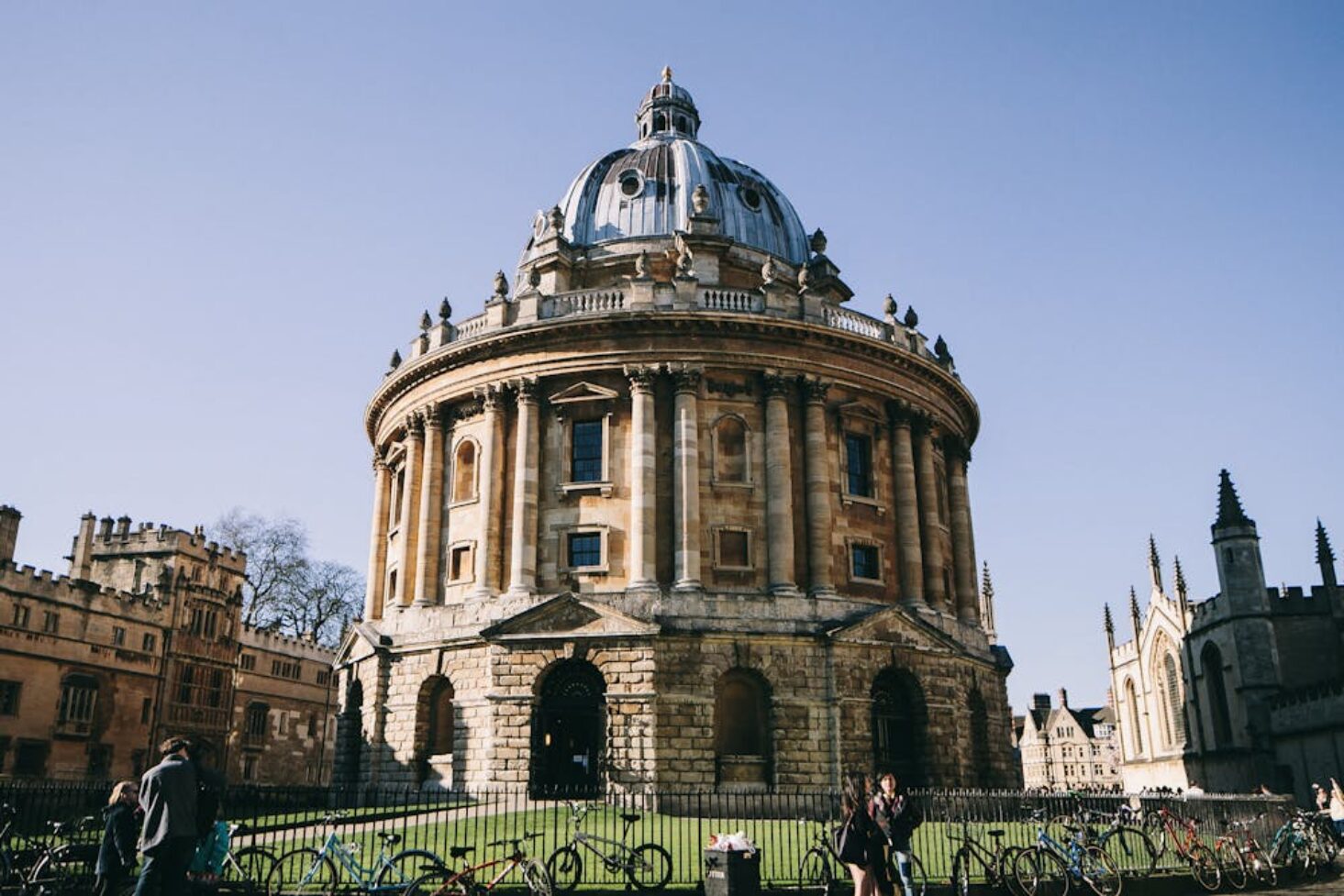 Best Oxford University Colleges: To Visit A Tourists Guide